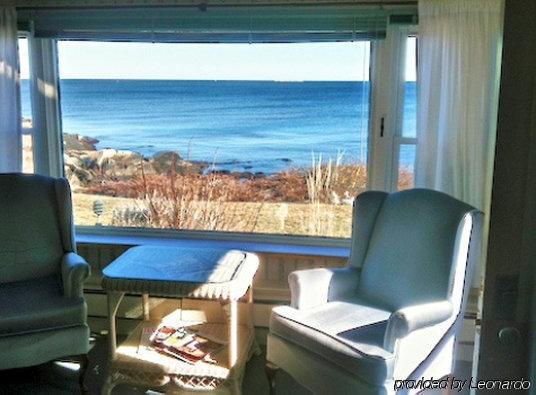 The Quarterdeck Inn By The Sea Rockport Interior photo