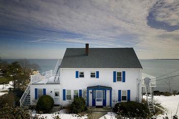 The Quarterdeck Inn By The Sea Rockport Exterior photo